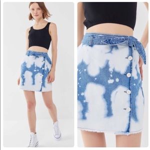 Urban Outfitters BDG Polly Bleached Paper-bag Denim Skirt ♦️✨